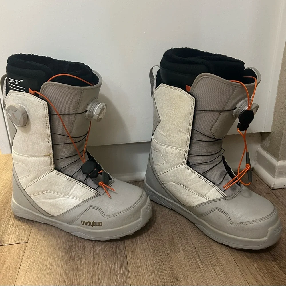 ThirtyTwo Women's Snowboard Boots Double Boa Size 10 - Picture 1 of 7